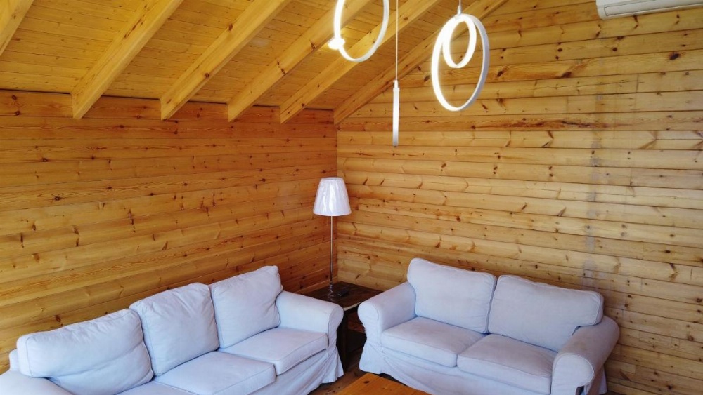 Room image 5